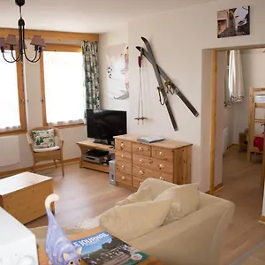 1550 – Veritable Aux Pieds – Les Tovets T2 – 47m2 – 4p Appartement