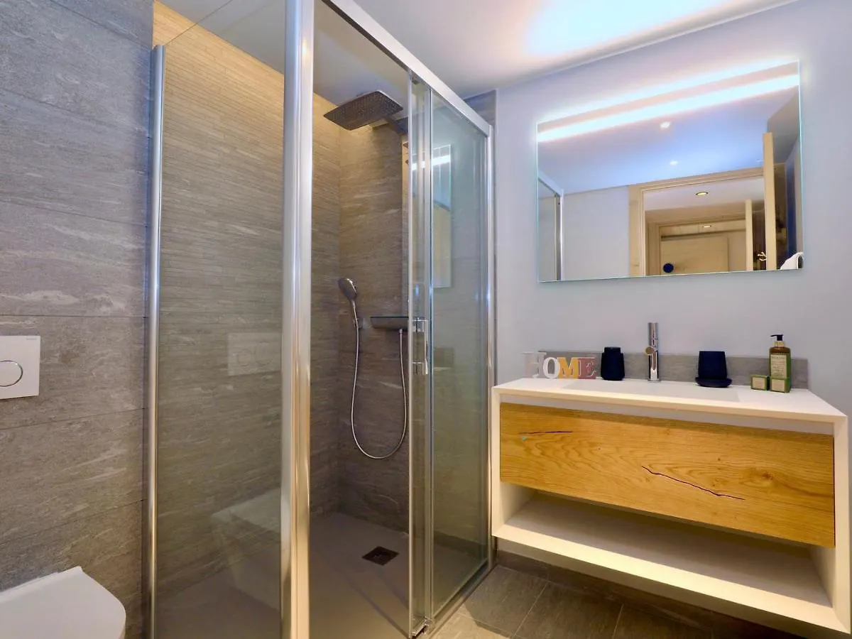 Chalet De Luxe Skis Aux Pieds Avec Spa - Courchevel - Fr-1-575-192 France